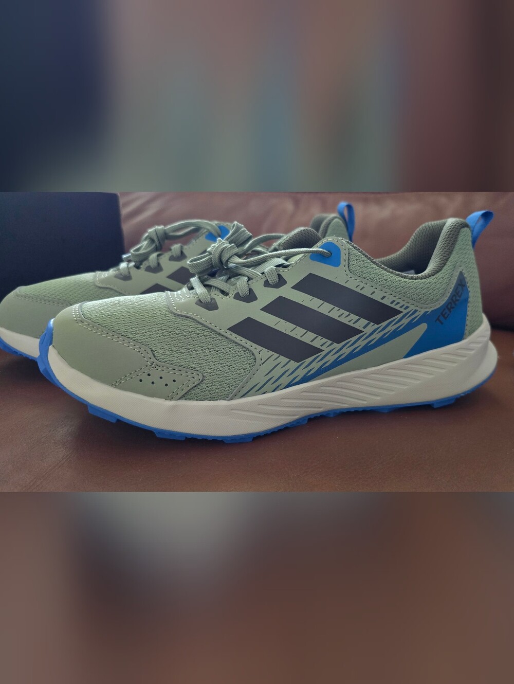 New adidas Terrex Tracefinder J Trail Running Shoes size 6 youth 7 women